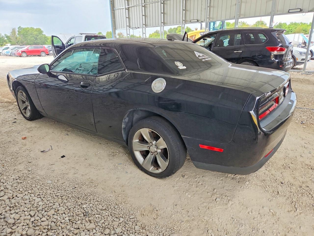 2016 Dodge Challenger Sxt - zdjęcie 2