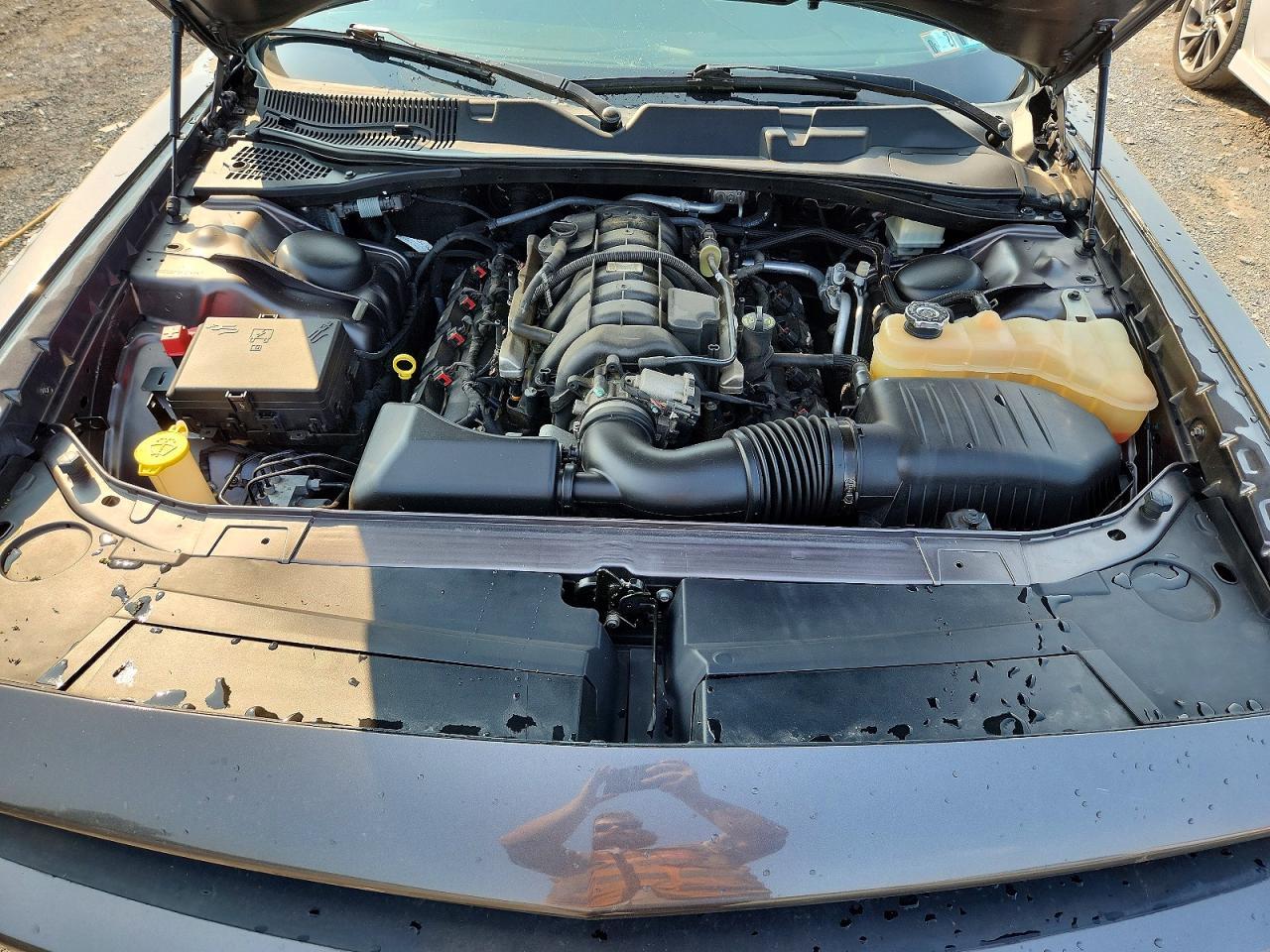 2016 Dodge Challenger R/T - zdjęcie 11