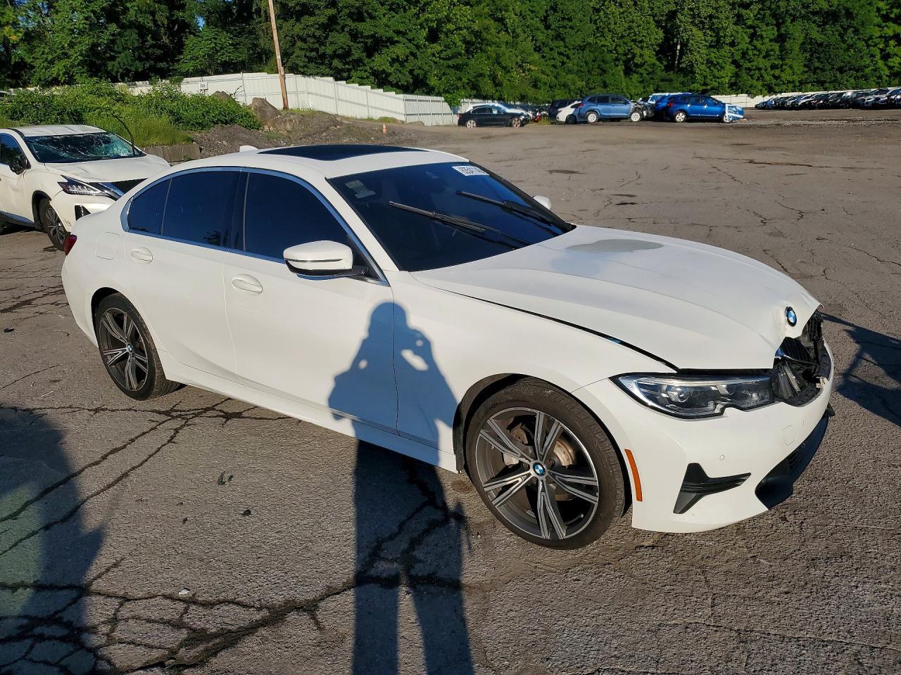 2020 BMW 330I - zdjęcie 4
