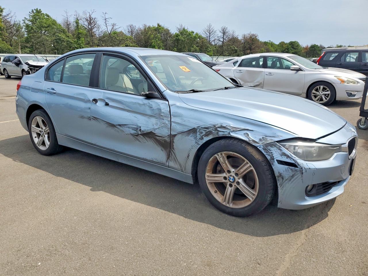 2015 BMW Seria 3 328i - zdjęcie 4