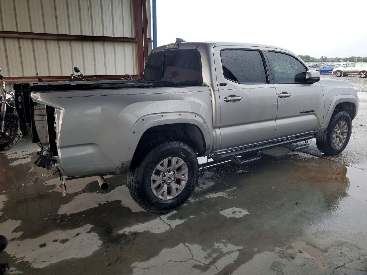 2019 Toyota Tacoma Sr5 V6 - zdjęcie 3