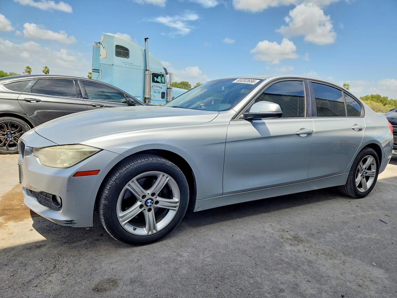 2014 BMW 320 I - zdjęcie główne