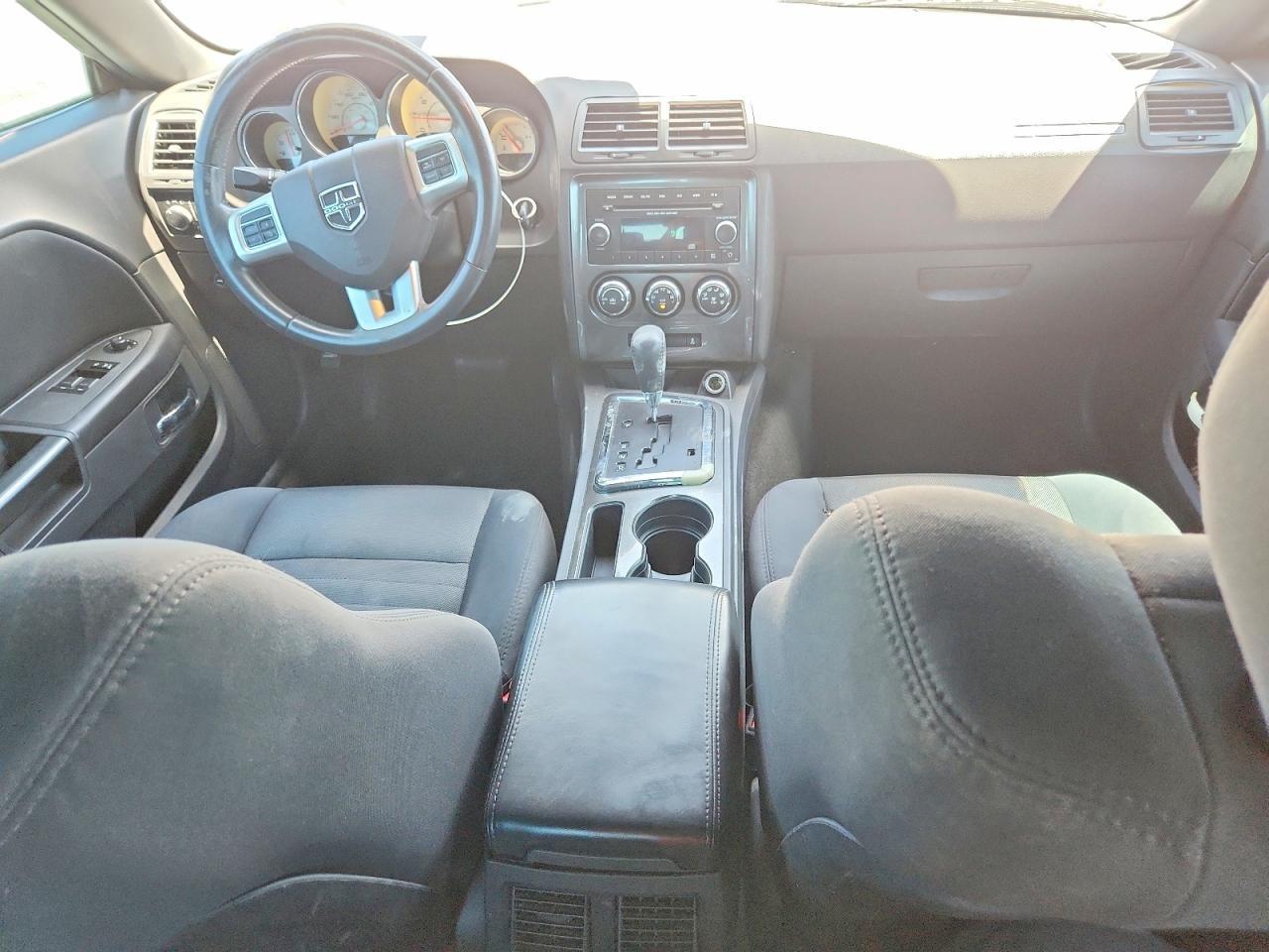 2013 Dodge Challenger Sxt - zdjęcie 8
