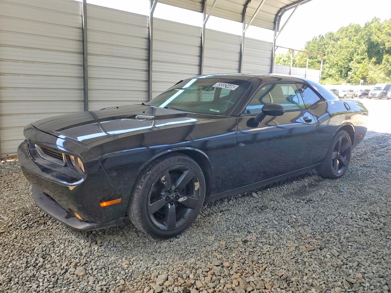 2013 Dodge Challenger Sxt - zdjęcie główne