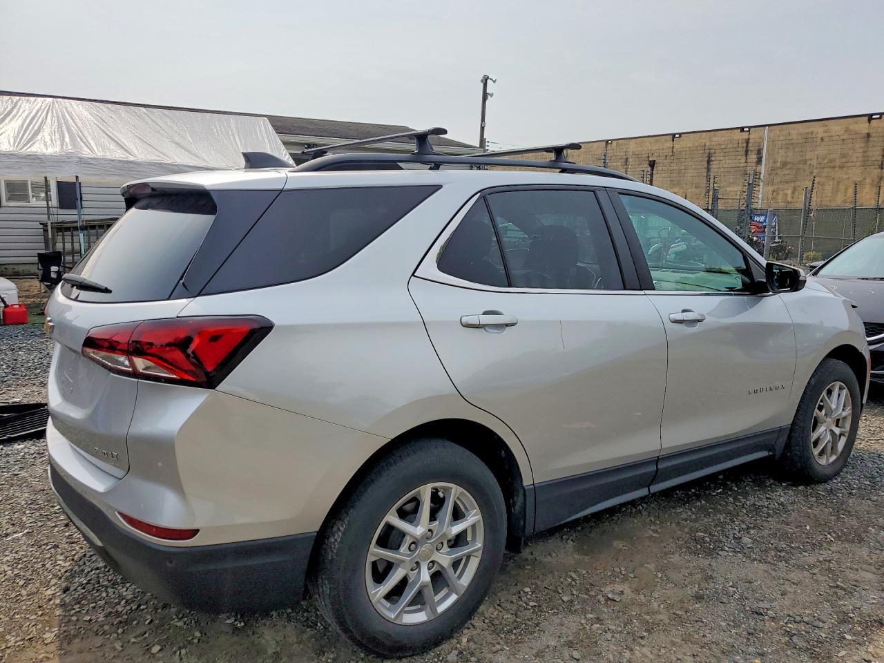 2022 Chevrolet Equinox Lt - zdjęcie 3