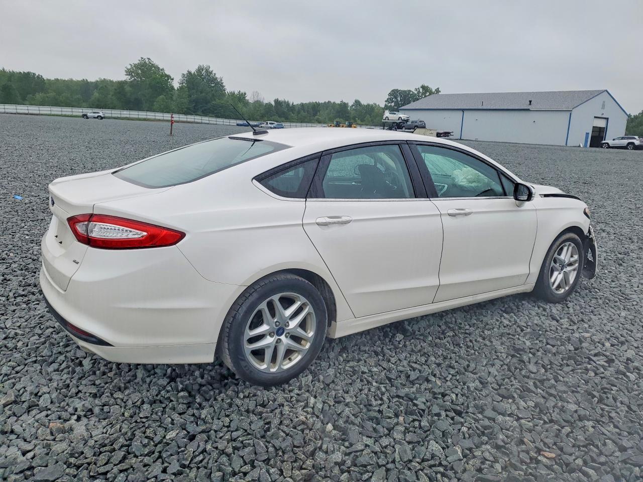 2014 Ford Fusion Se - zdjęcie 3