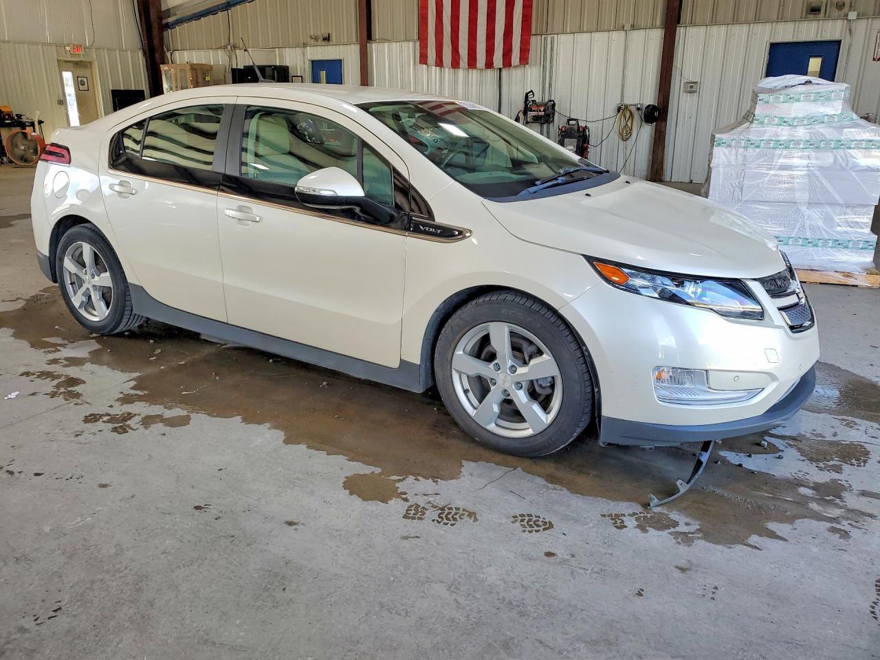 2014 Chevrolet Volt - zdjęcie 4