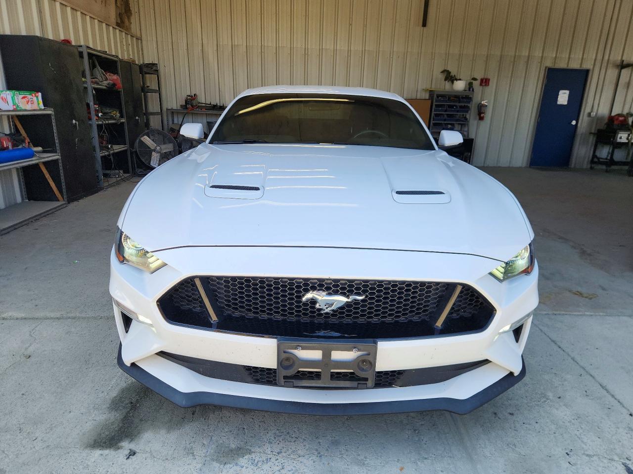2020 Ford Mustang Gt - zdjęcie 5