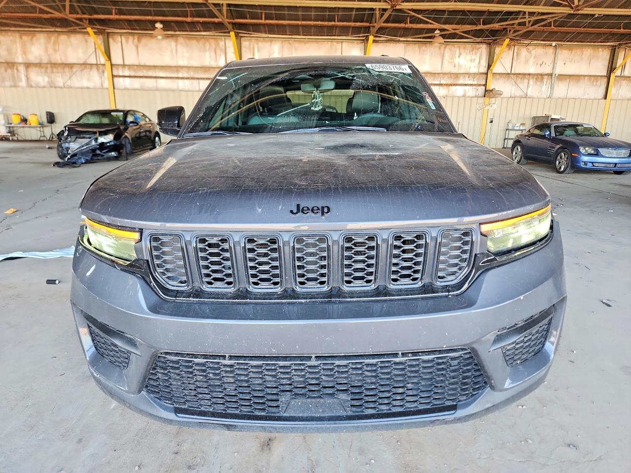 2024 Jeep Grand Cherokee Laredo - zdjęcie 5