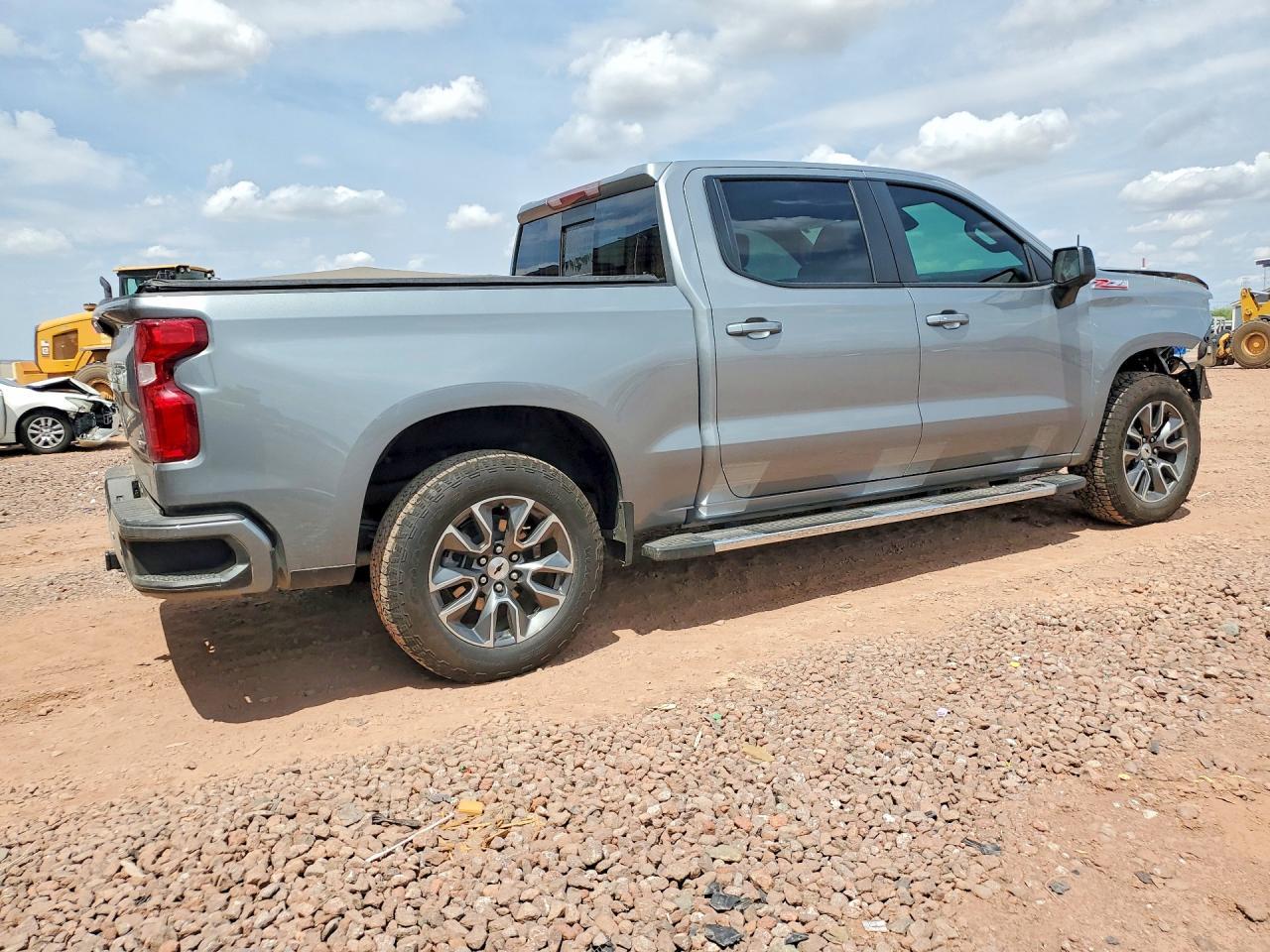 2024 Chevrolet Silverado K1500 Rst - zdjęcie 3