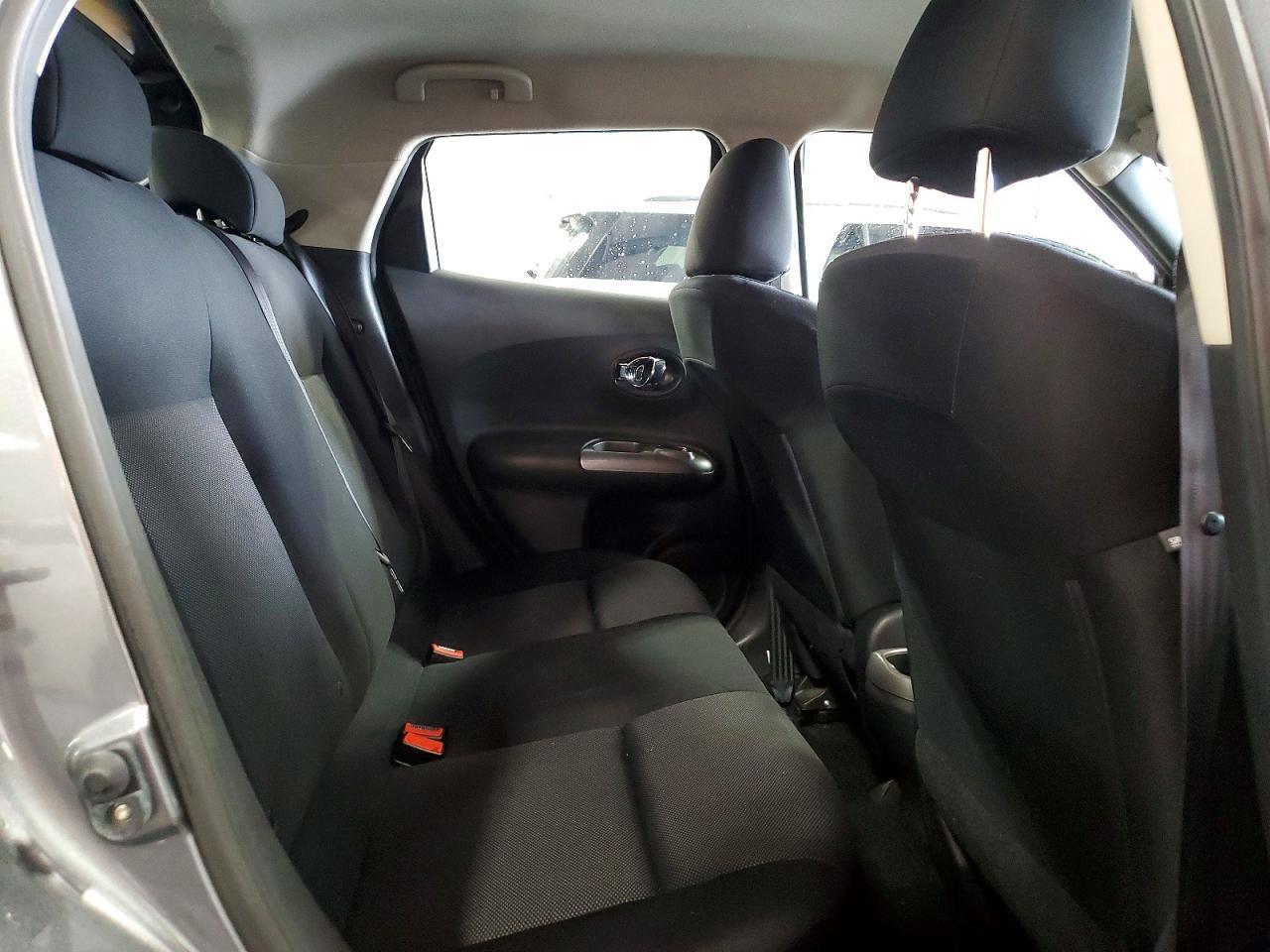 2014 Nissan Juke S - zdjęcie 11
