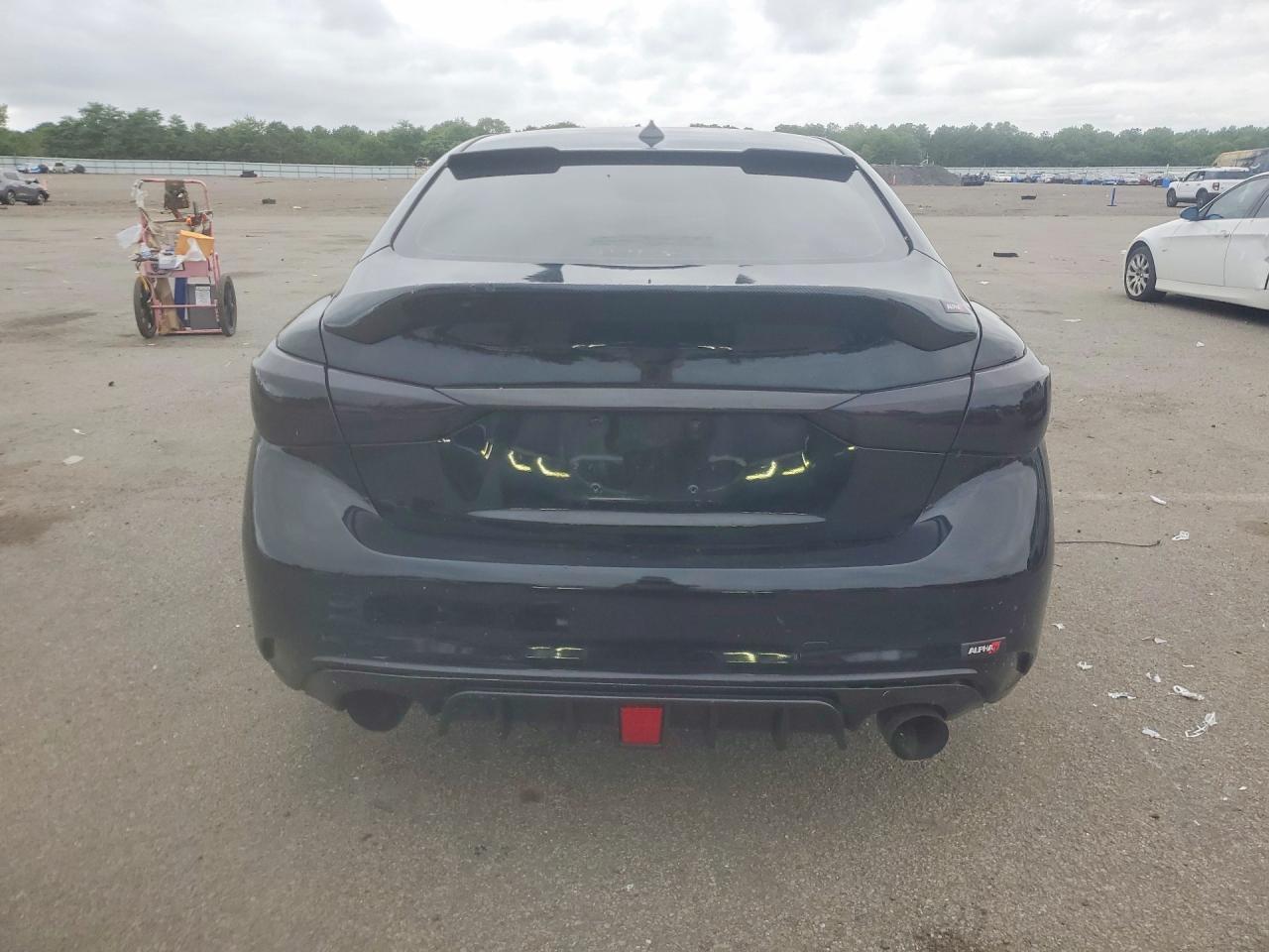 2018 Infiniti Q50 3.0T Luxe - zdjęcie 6