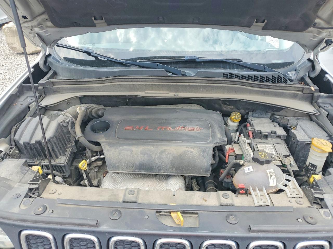 2015 Jeep Renegade - zdjęcie 12