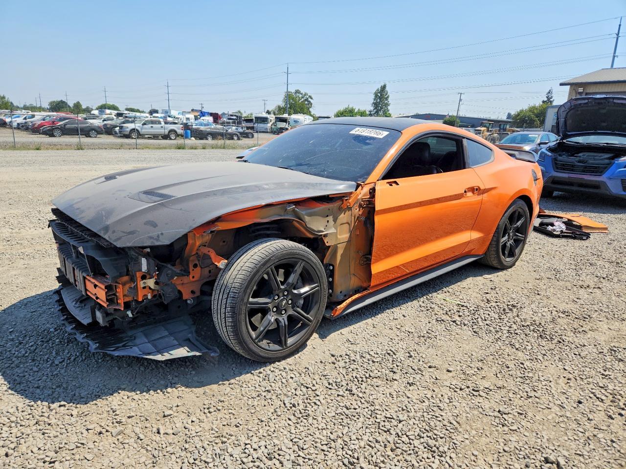 2020 Ford Mustang Gt - zdjęcie główne