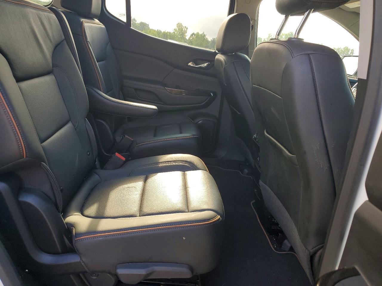 2023 GMC Acadia At4 - zdjęcie 11