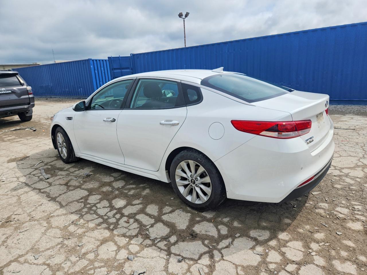 2018 Kia Optima Lx - zdjęcie 2