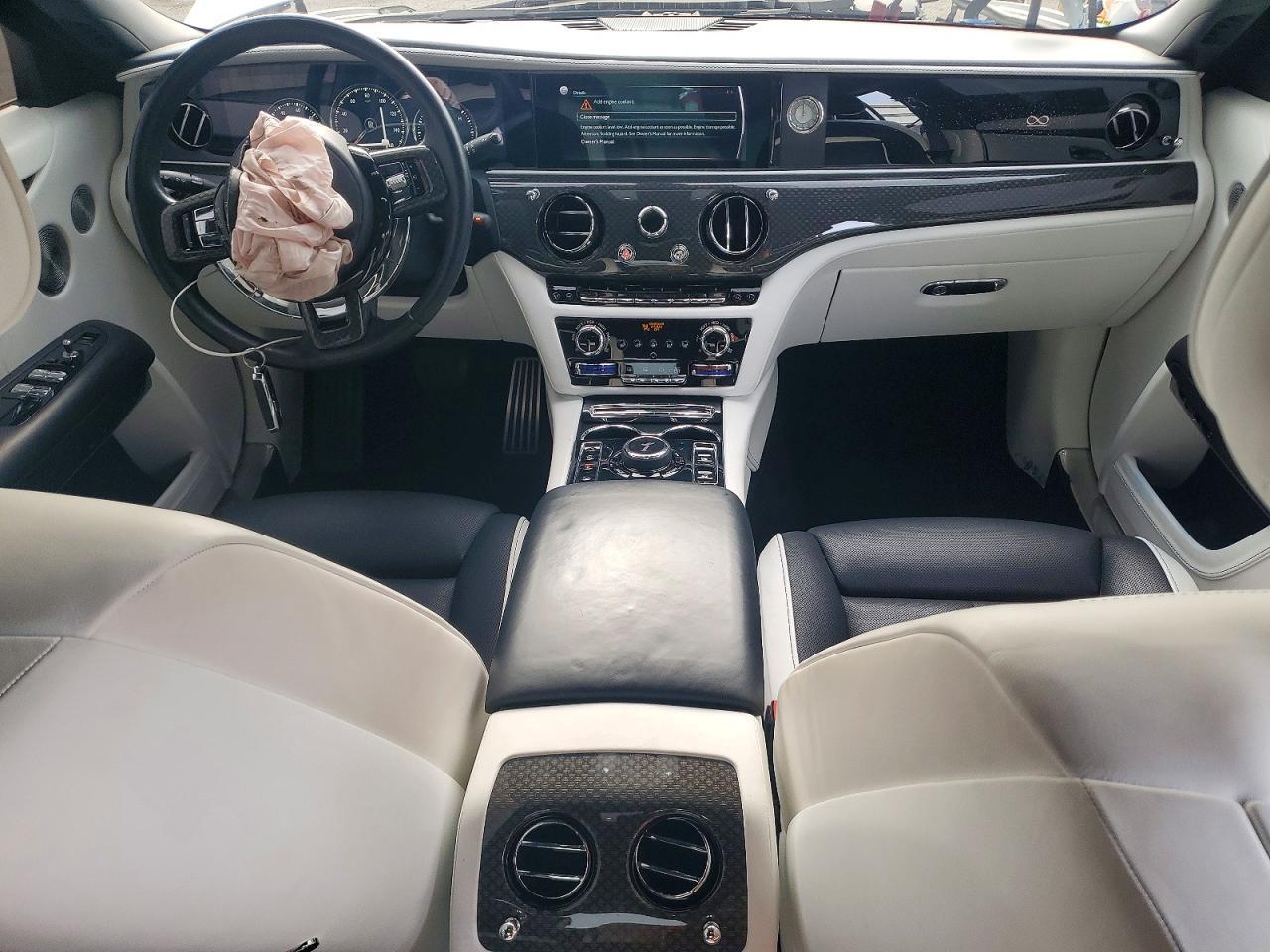 2022 Rolls-Royce Ghost Black Badge - zdjęcie 8