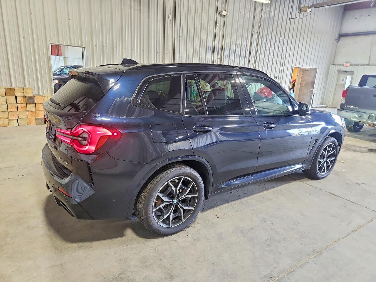 2024 BMW X3 xDrive30I - zdjęcie 3