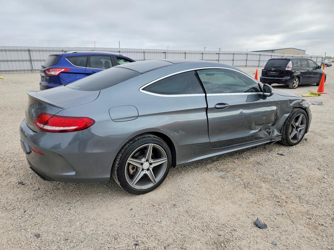 2017 Mercedes-Benz C 300 4Matic - zdjęcie 3