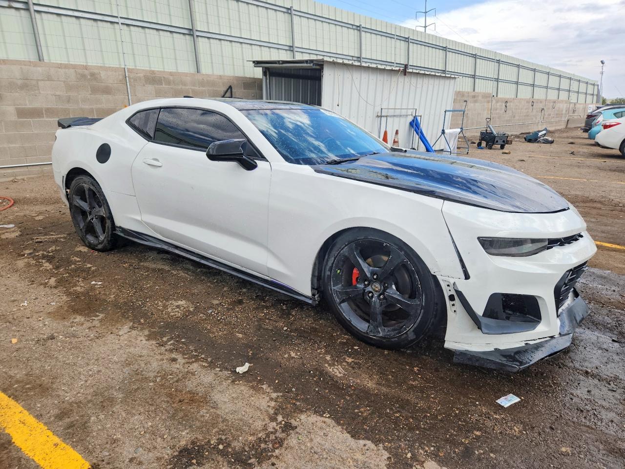 2016 Chevrolet Camaro Lt - zdjęcie 4