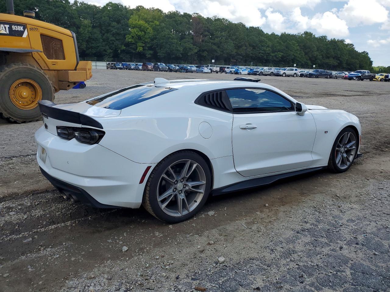 2021 Chevrolet Camaro Lt - zdjęcie 3