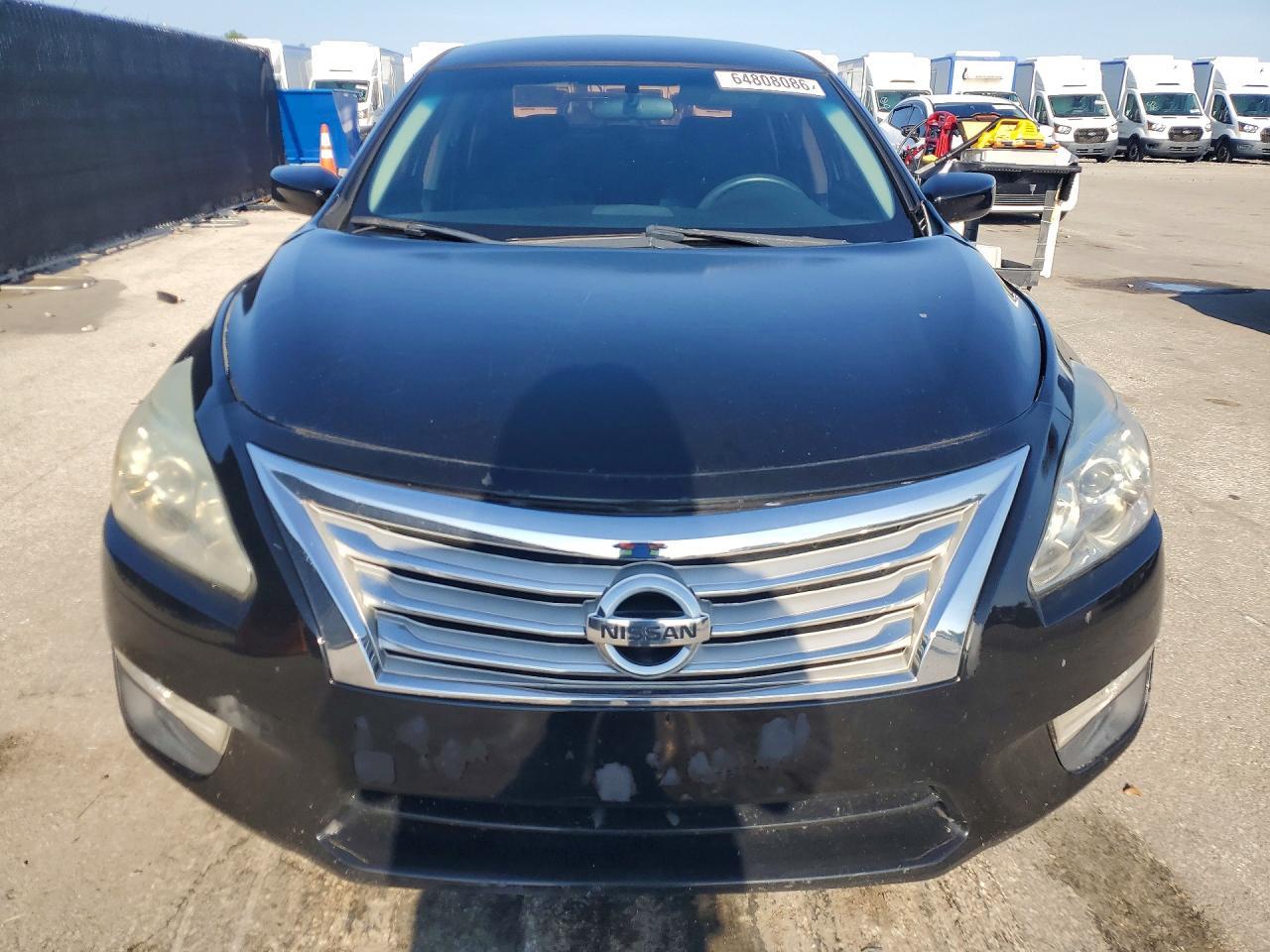 2014 Nissan Altima 2.5 S - zdjęcie 5