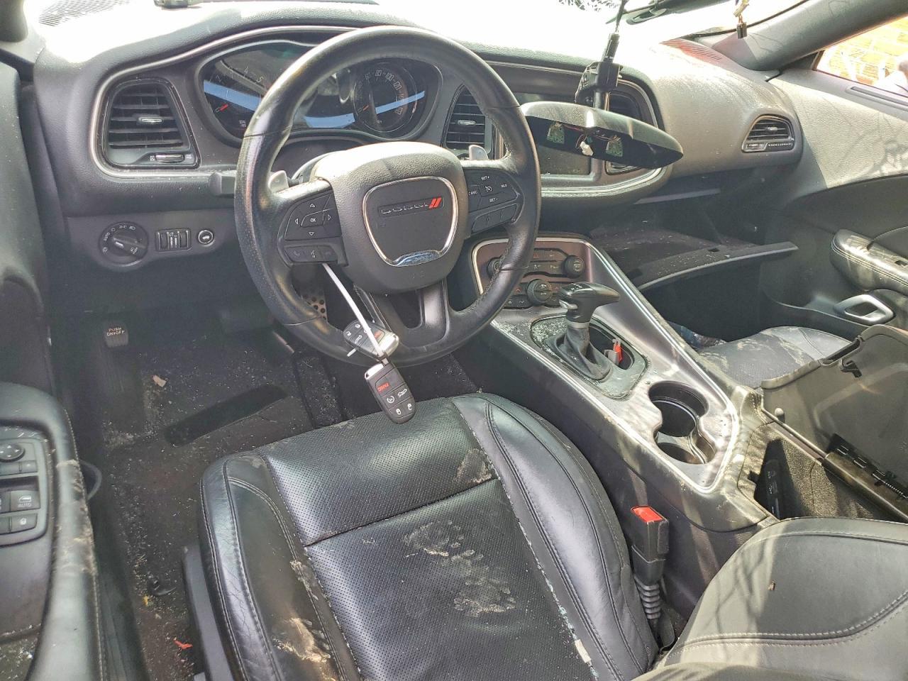2016 Dodge Challenger R/T - zdjęcie 8