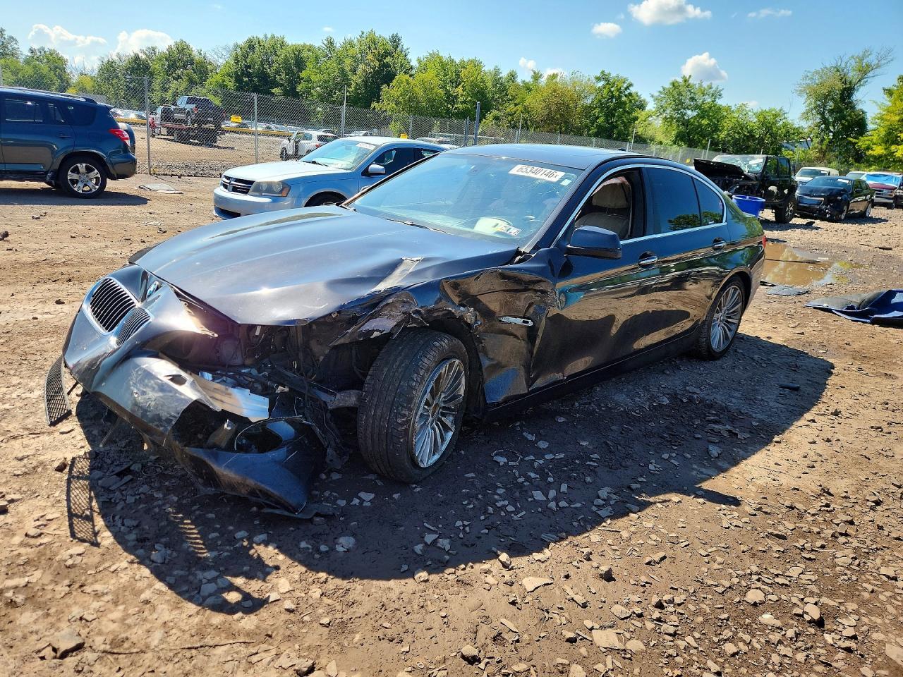 2013 BMW Seria 5 535i - zdjęcie główne