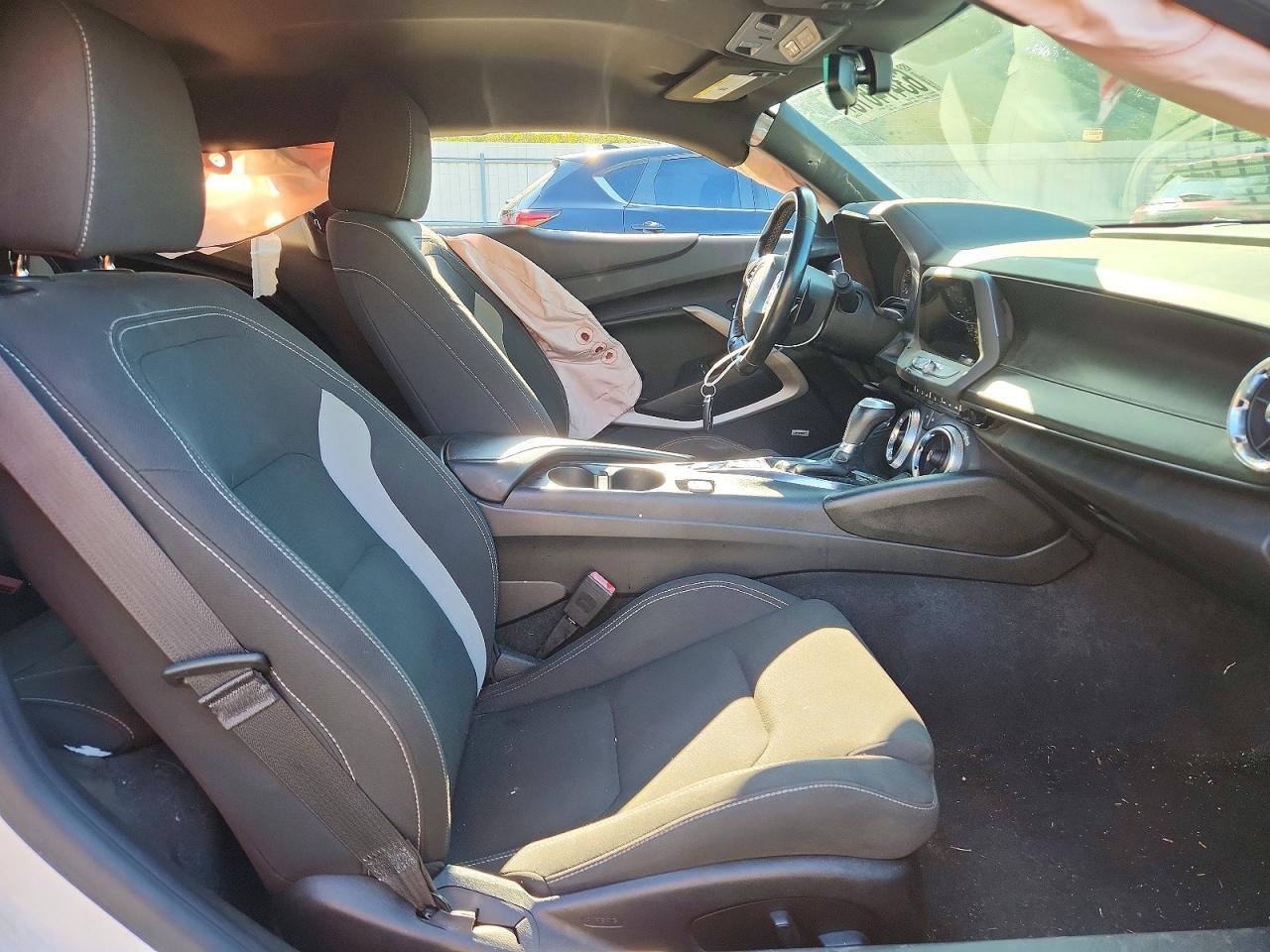 2019 Chevrolet Camaro Ls - zdjęcie 7