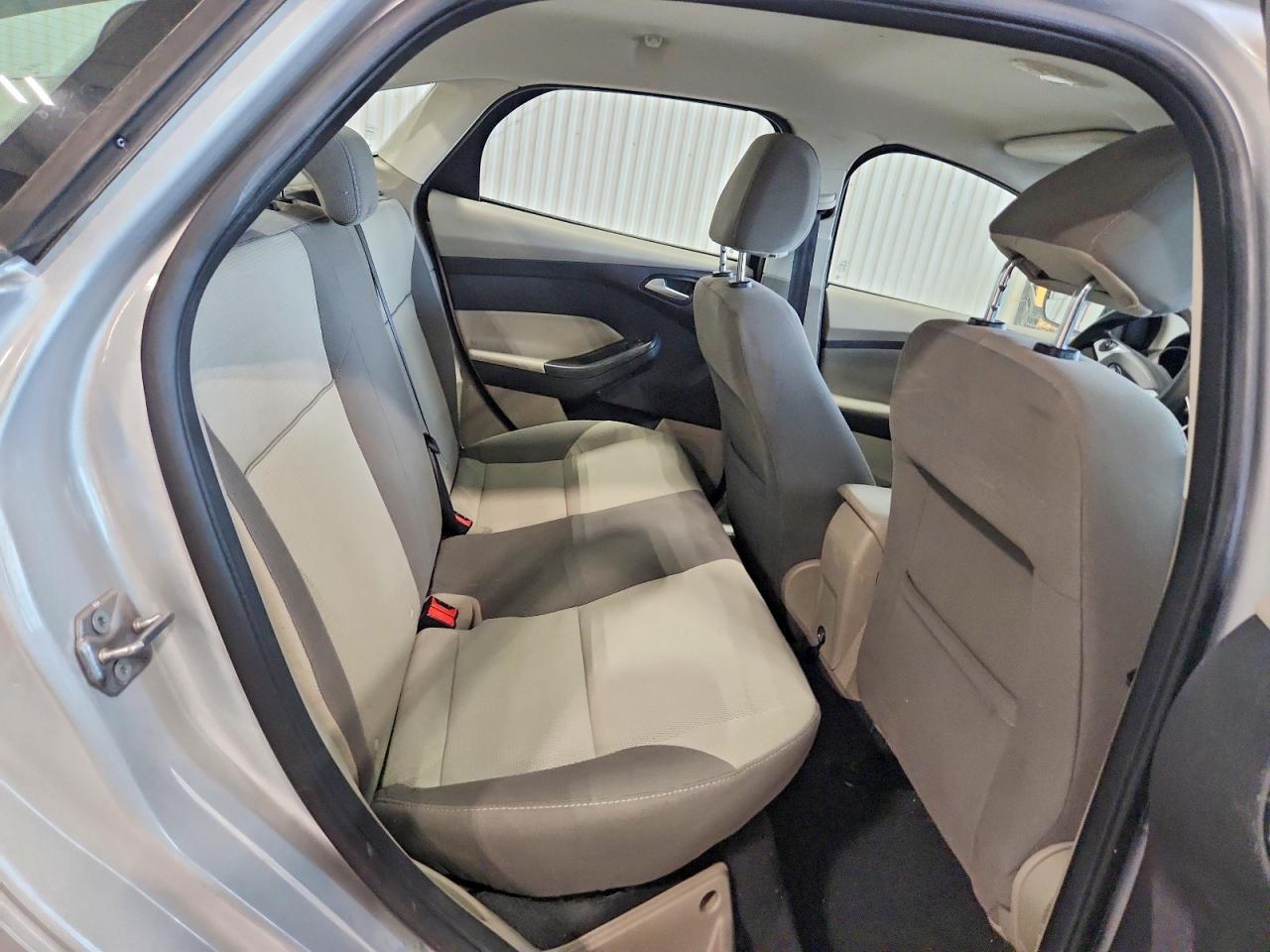 2013 Ford Focus Se - zdjęcie 10