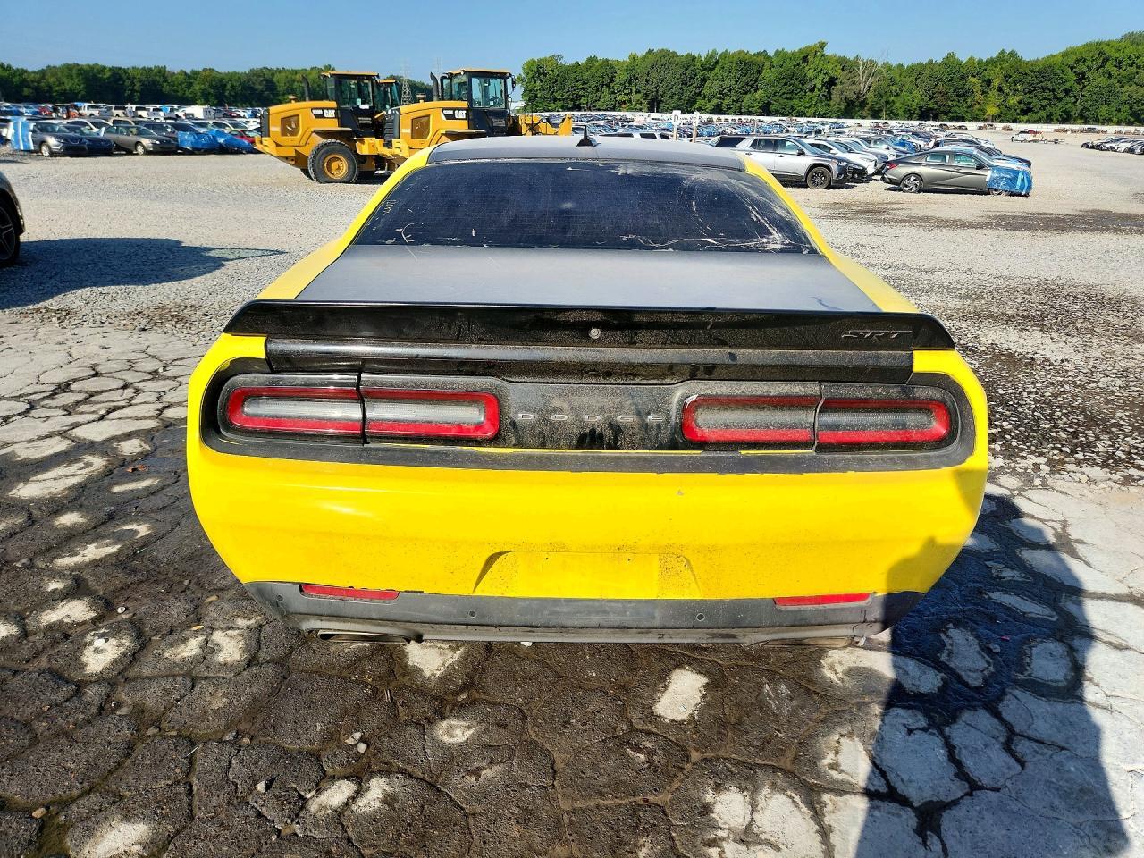 2016 Dodge Challenger R - zdjęcie 6