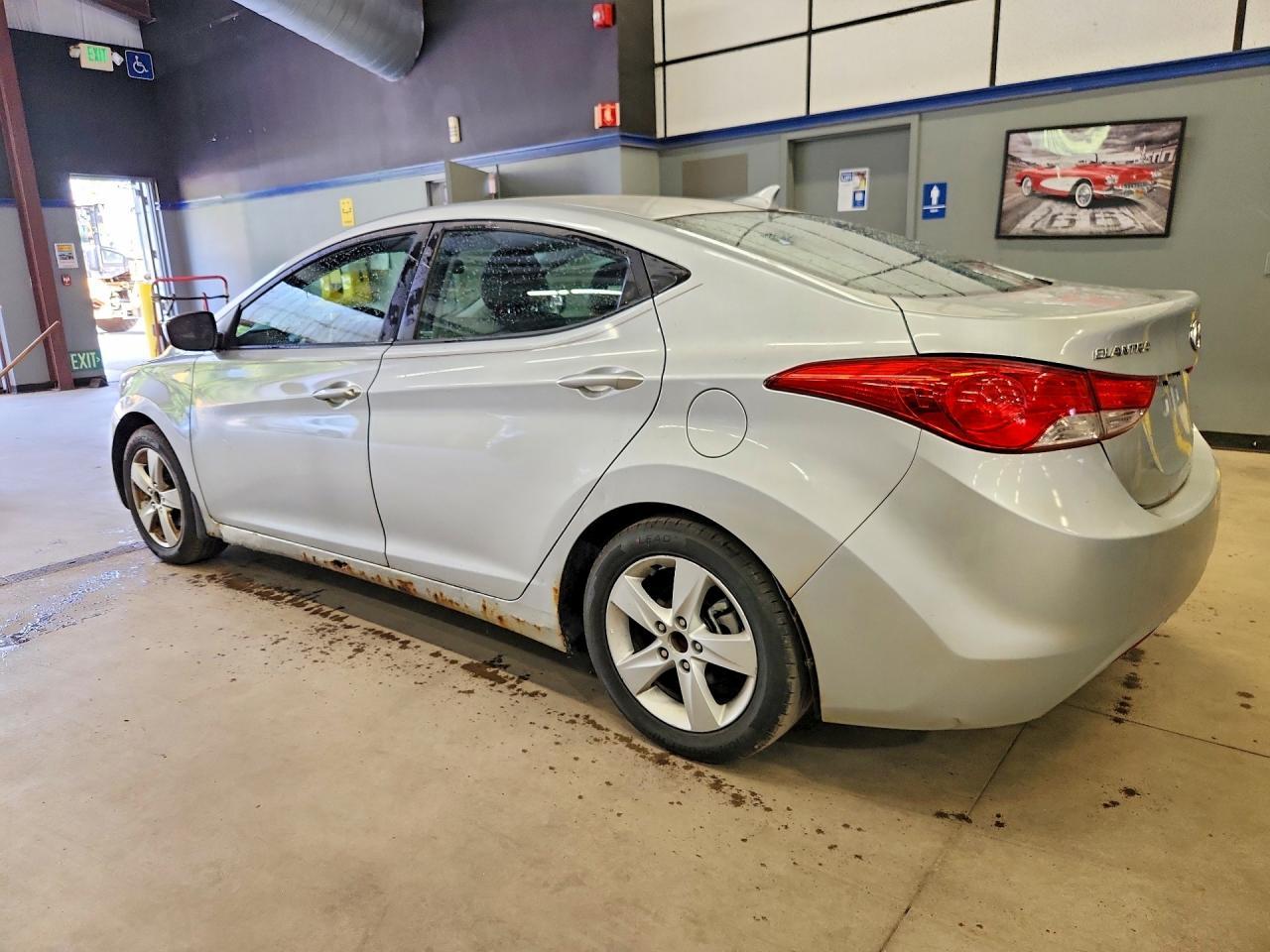 2013 Hyundai Elantra Gls - zdjęcie 2