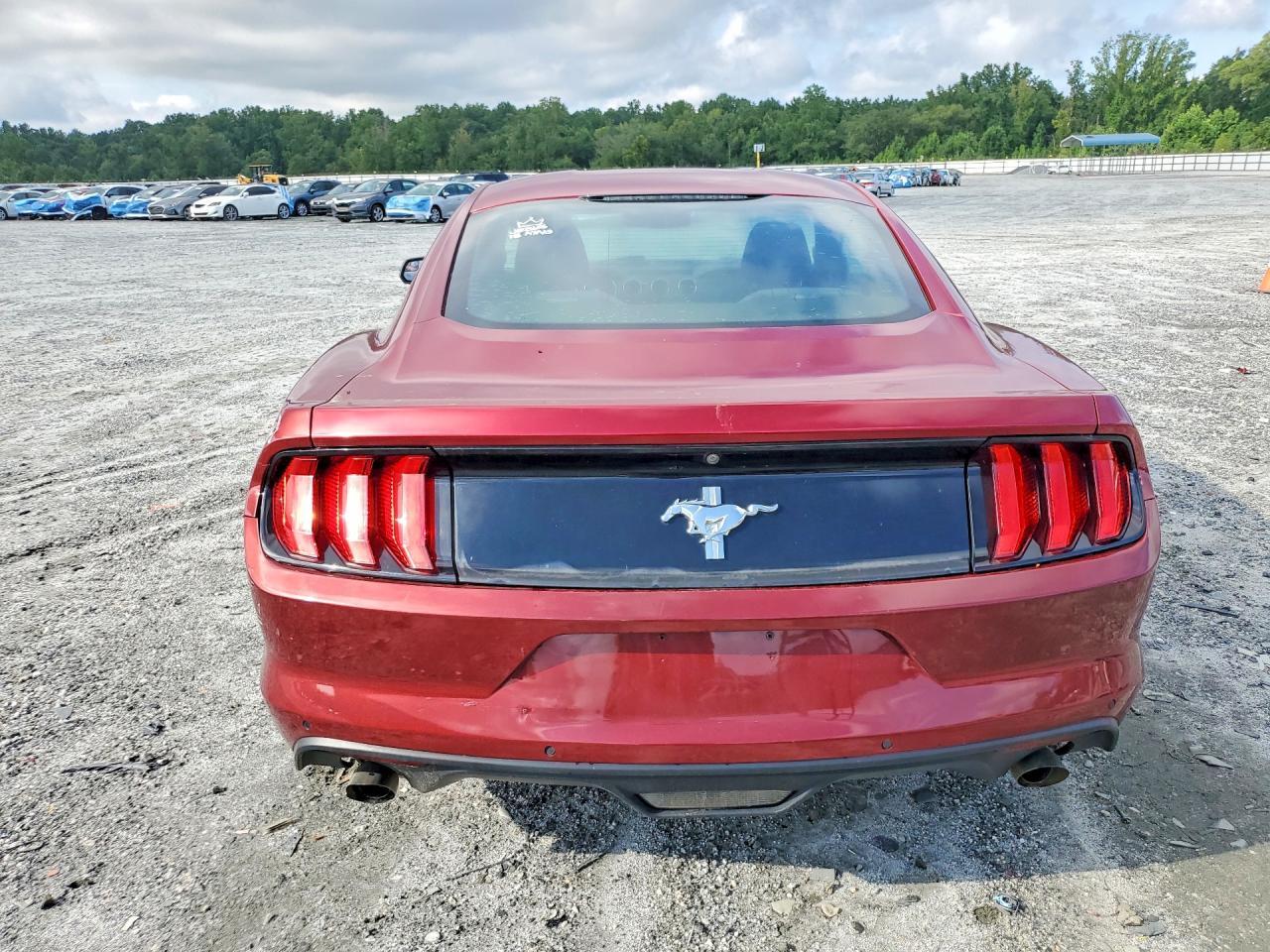 2016 Ford Mustang - zdjęcie 6