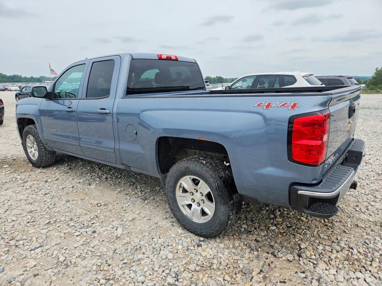 2016 Chevrolet Silverado K1500 Lt - zdjęcie 2
