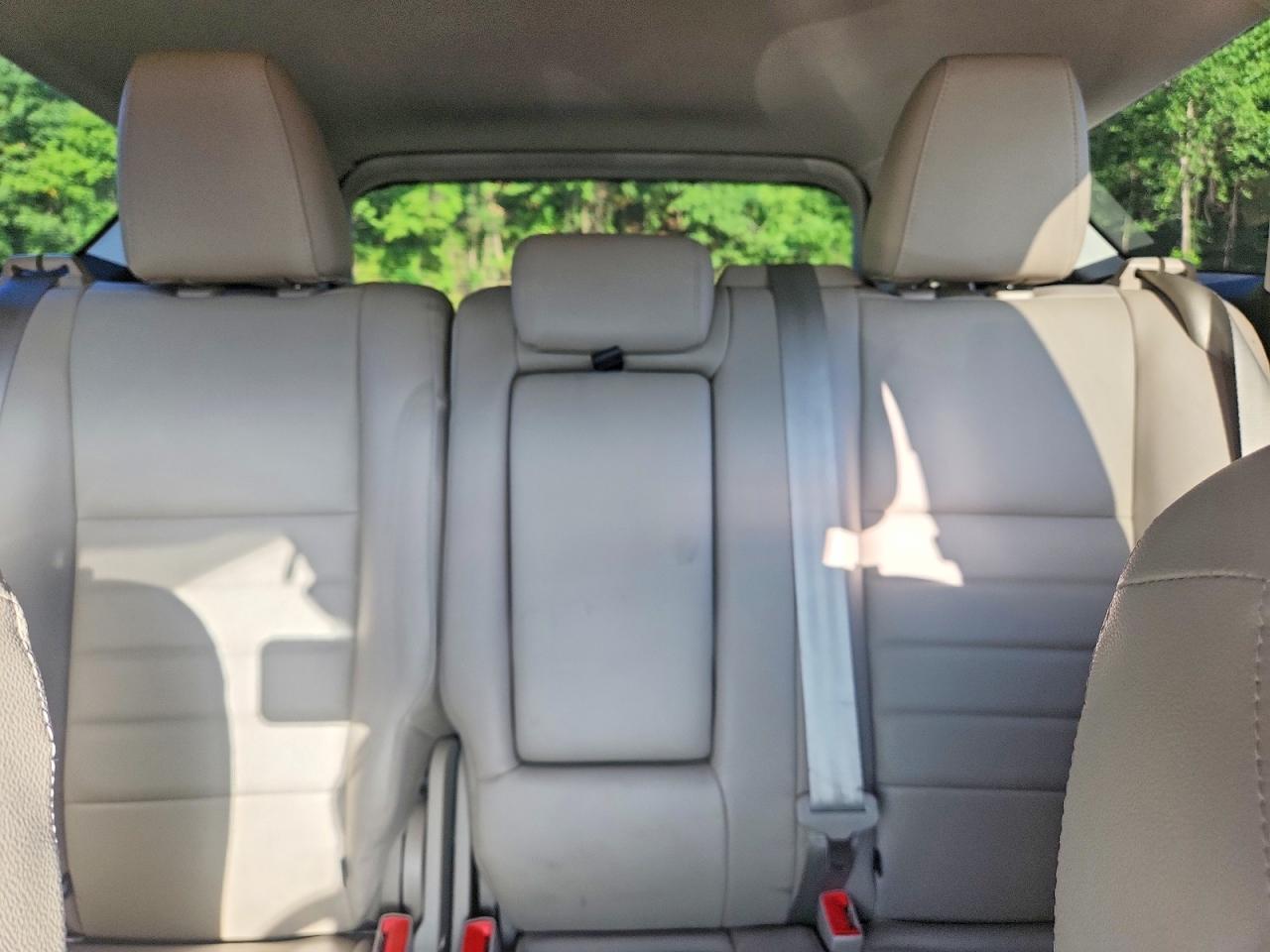 2014 Ford Escape Titanium - zdjęcie 10
