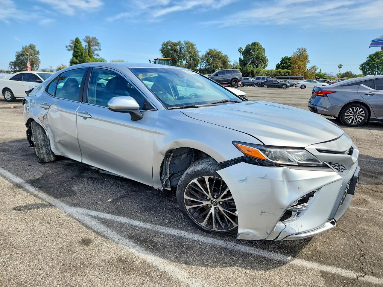 2018 Toyota Camry Se - zdjęcie 4