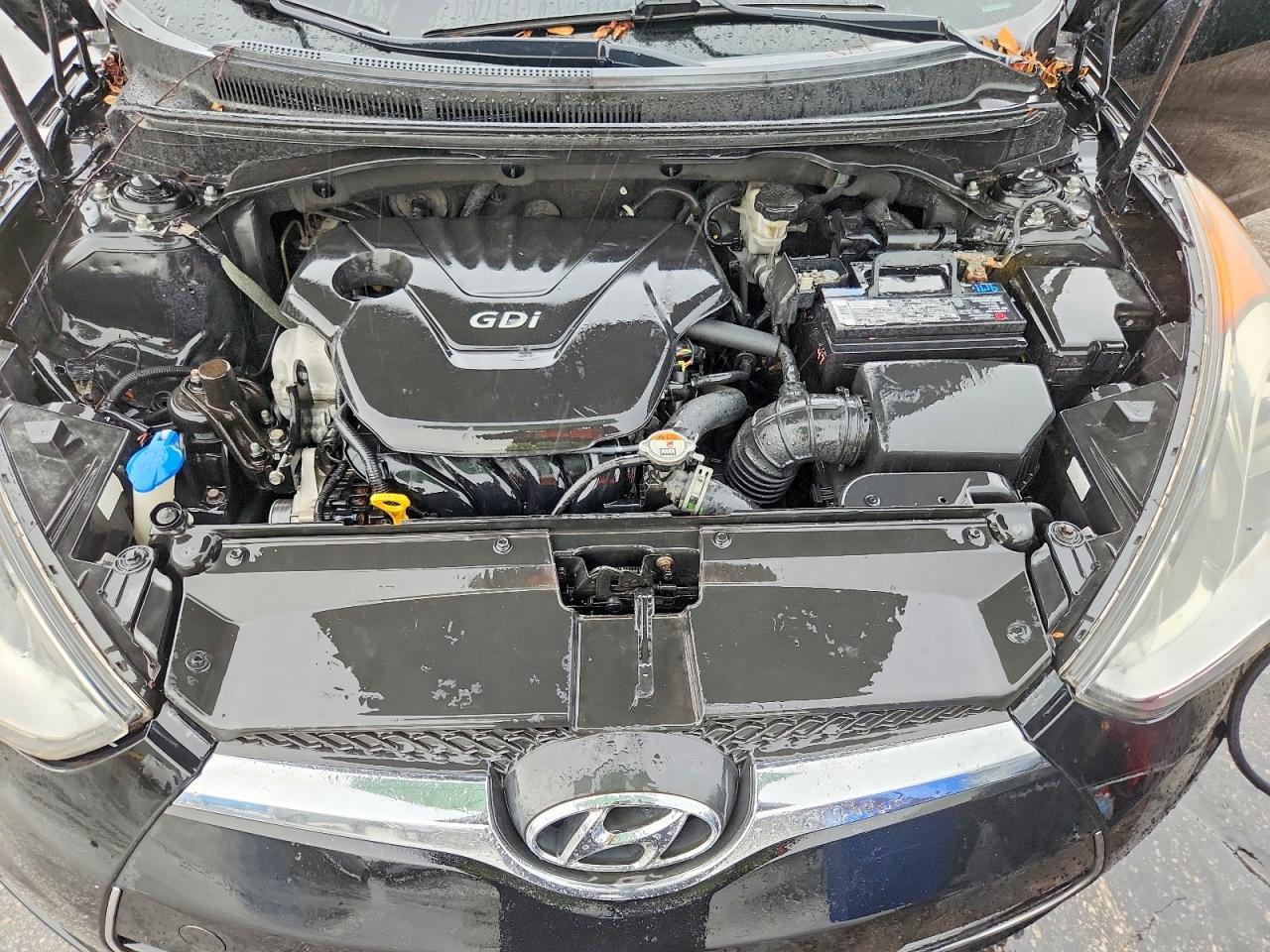 2016 Hyundai Veloster Base - zdjęcie 11
