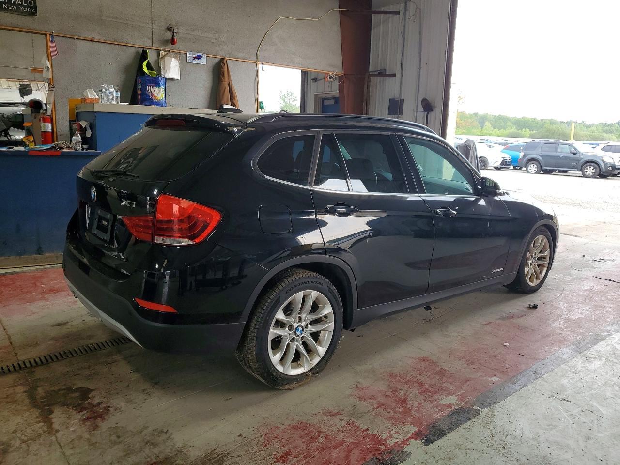 2015 BMW X1 xDrive28I - zdjęcie 3