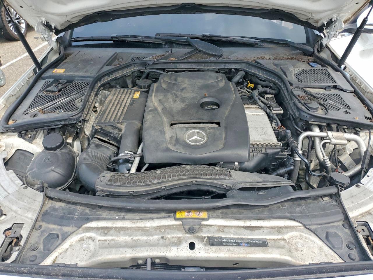 2016 Mercedes-Benz C 300 4Matic - zdjęcie 11