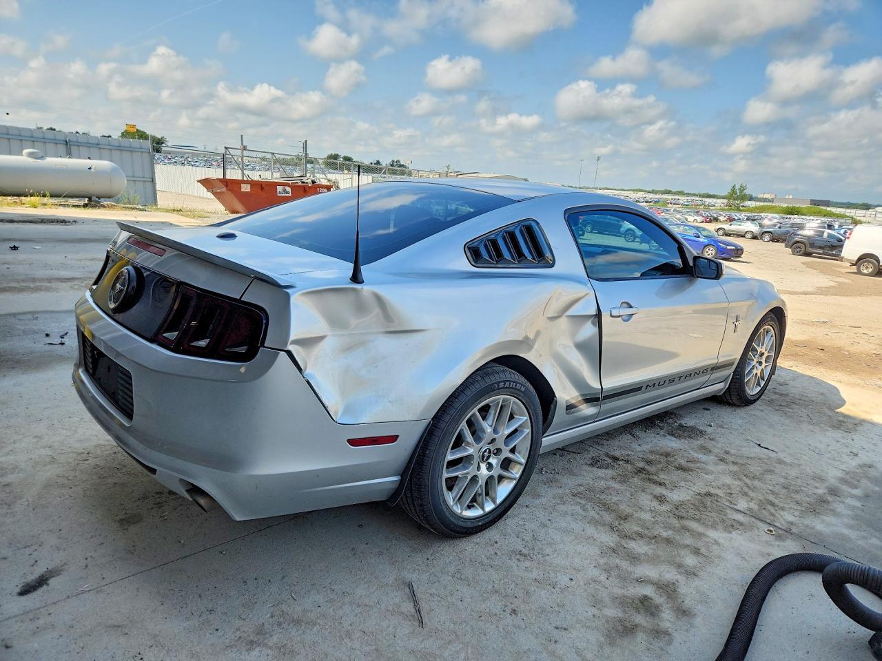 2013 Ford Mustang - zdjęcie 3