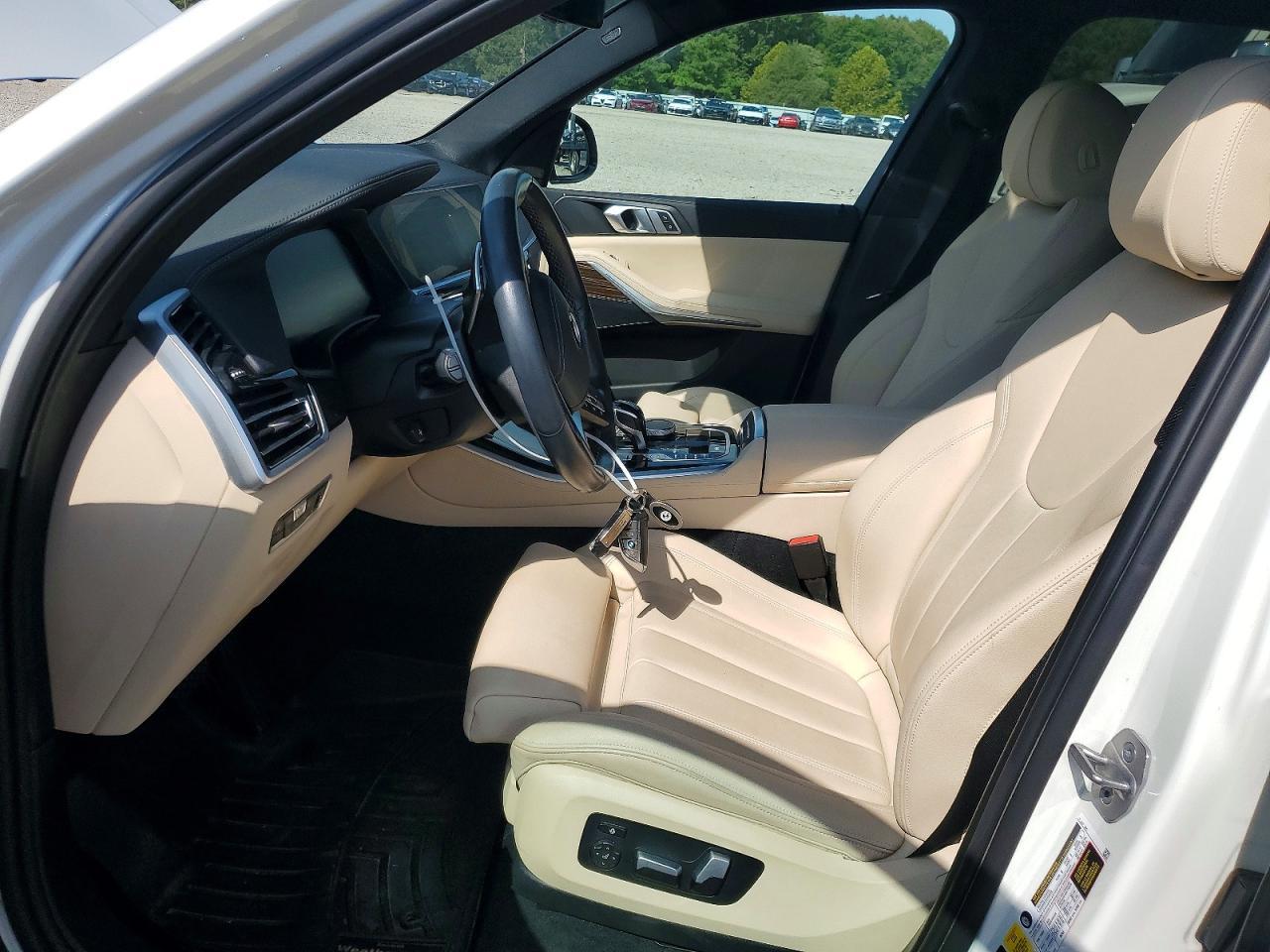 2021 BMW X5 xDrive40I - zdjęcie 7