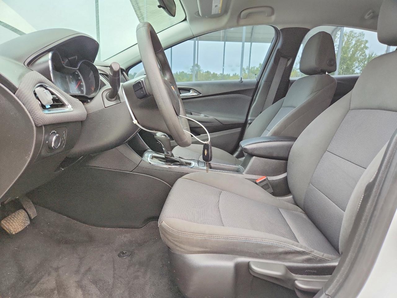 2019 Chevrolet Cruze Lt - zdjęcie 7