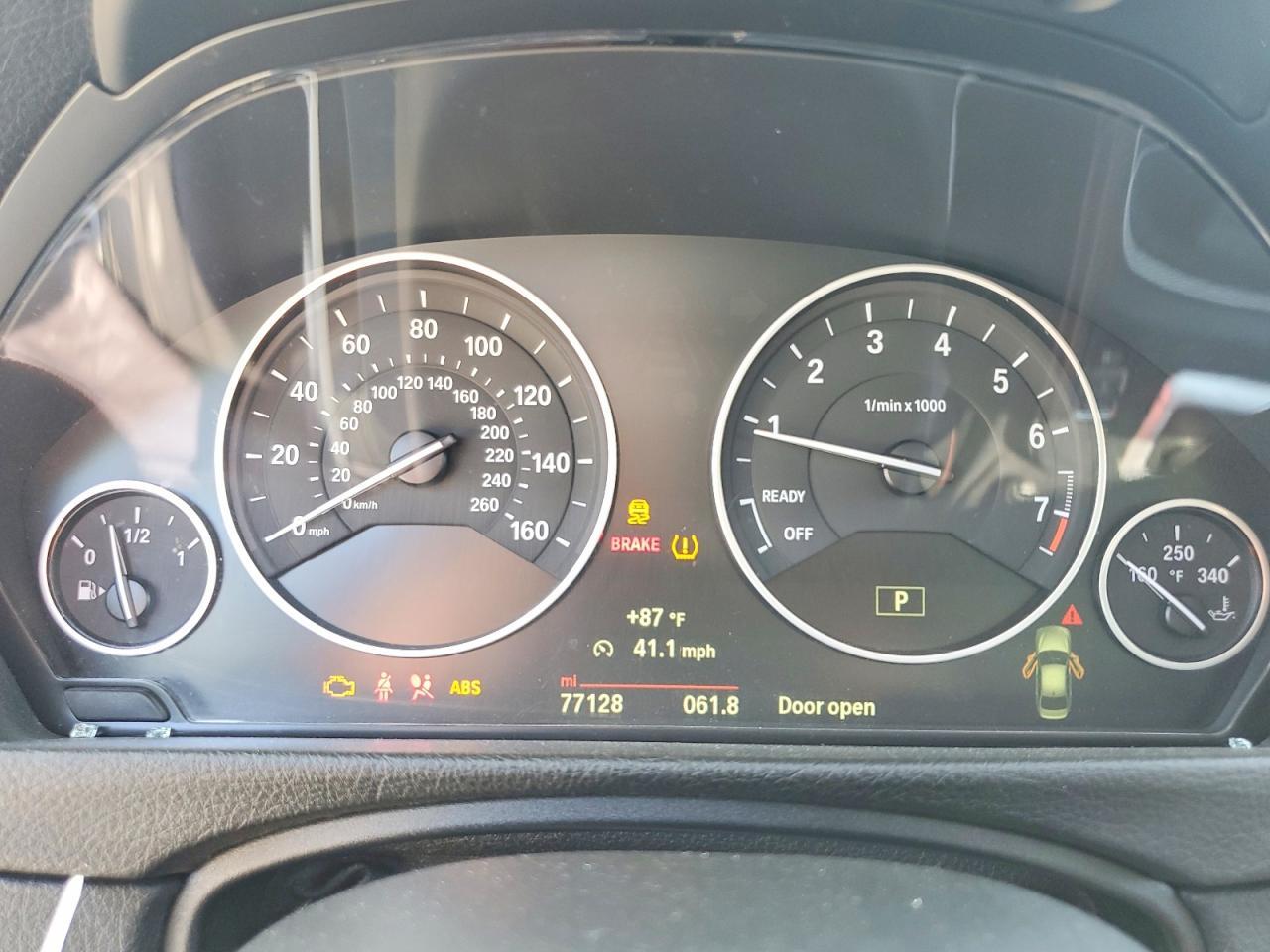 2015 BMW Seria 3 328i - zdjęcie 9
