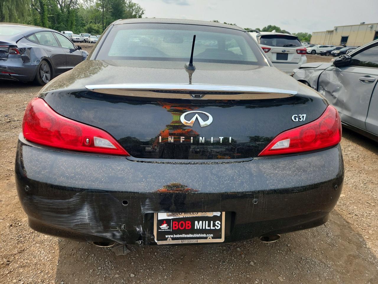 2013 Infiniti G37 Convertible Base - zdjęcie 6
