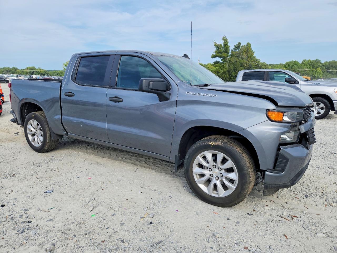2022 Chevrolet Silverado Ltd C1500 Custom - zdjęcie 4