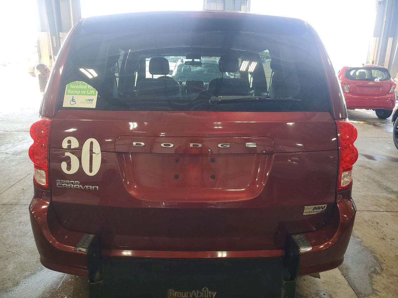 2017 Dodge Grand Caravan Se - zdjęcie 6