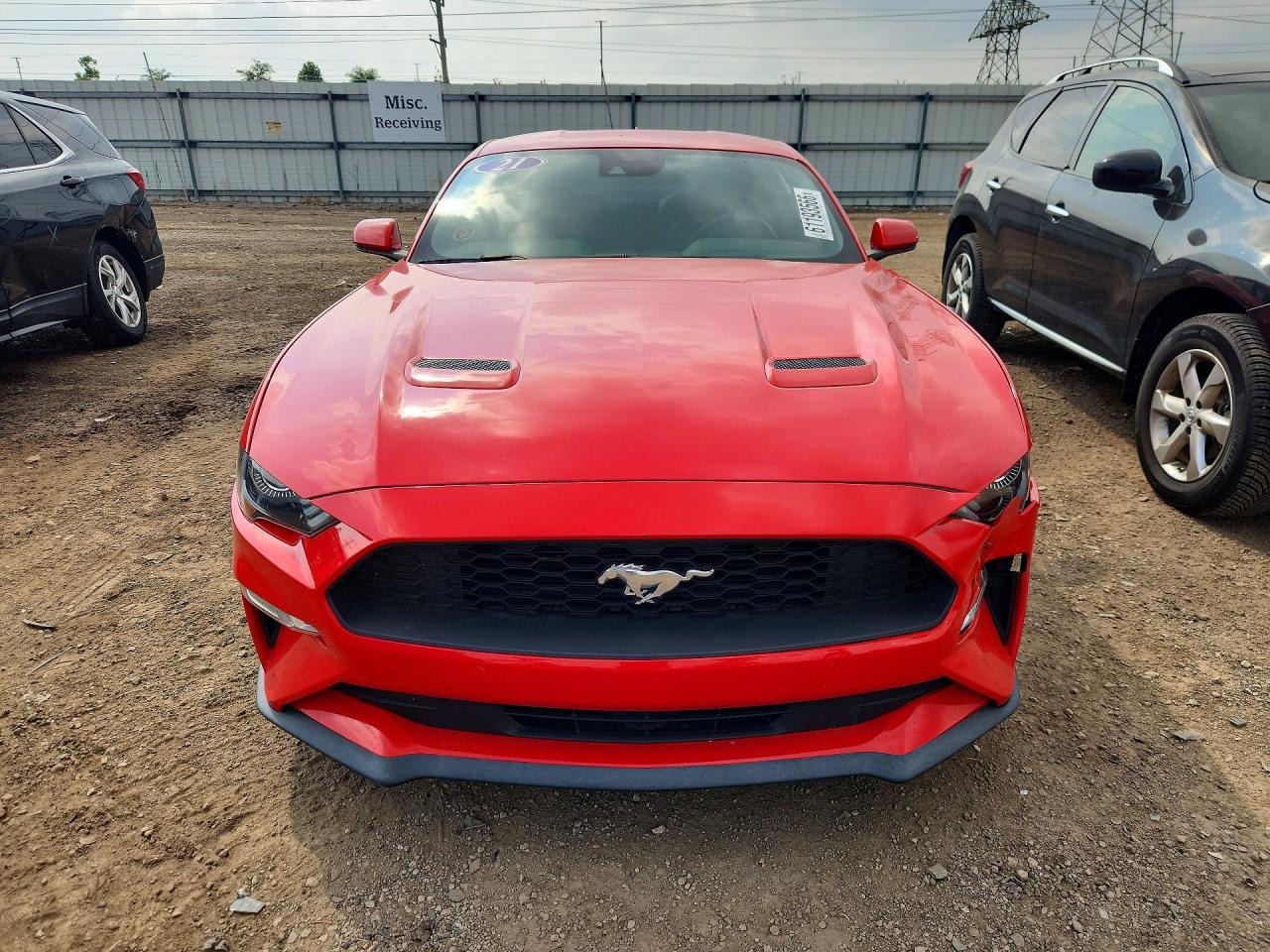 2021 Ford Mustang - zdjęcie 5