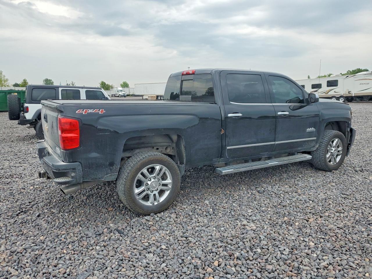 2015 Chevrolet Silverado K2500 High Country - zdjęcie 3