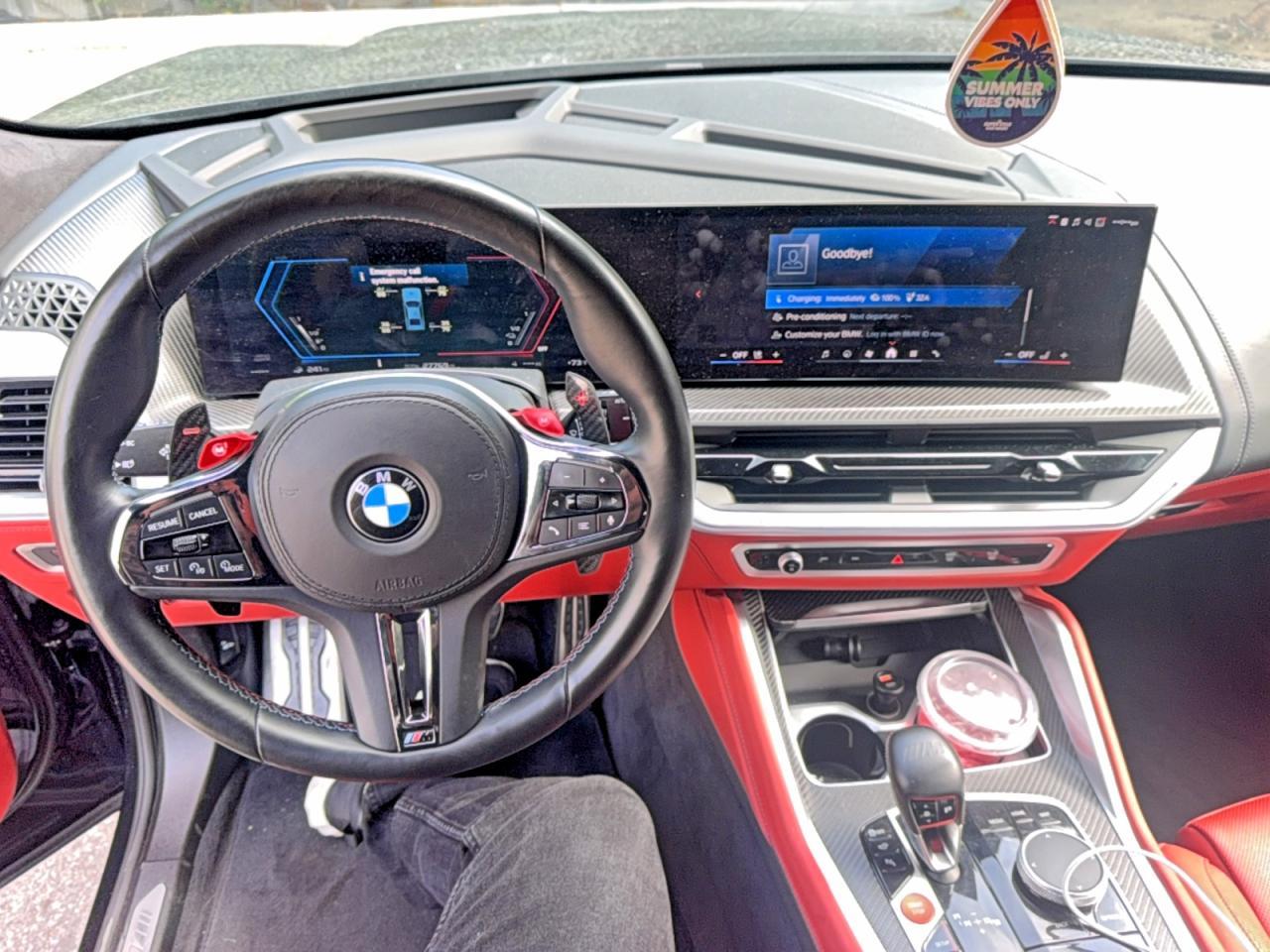 2025 BMW Xm - zdjęcie 9