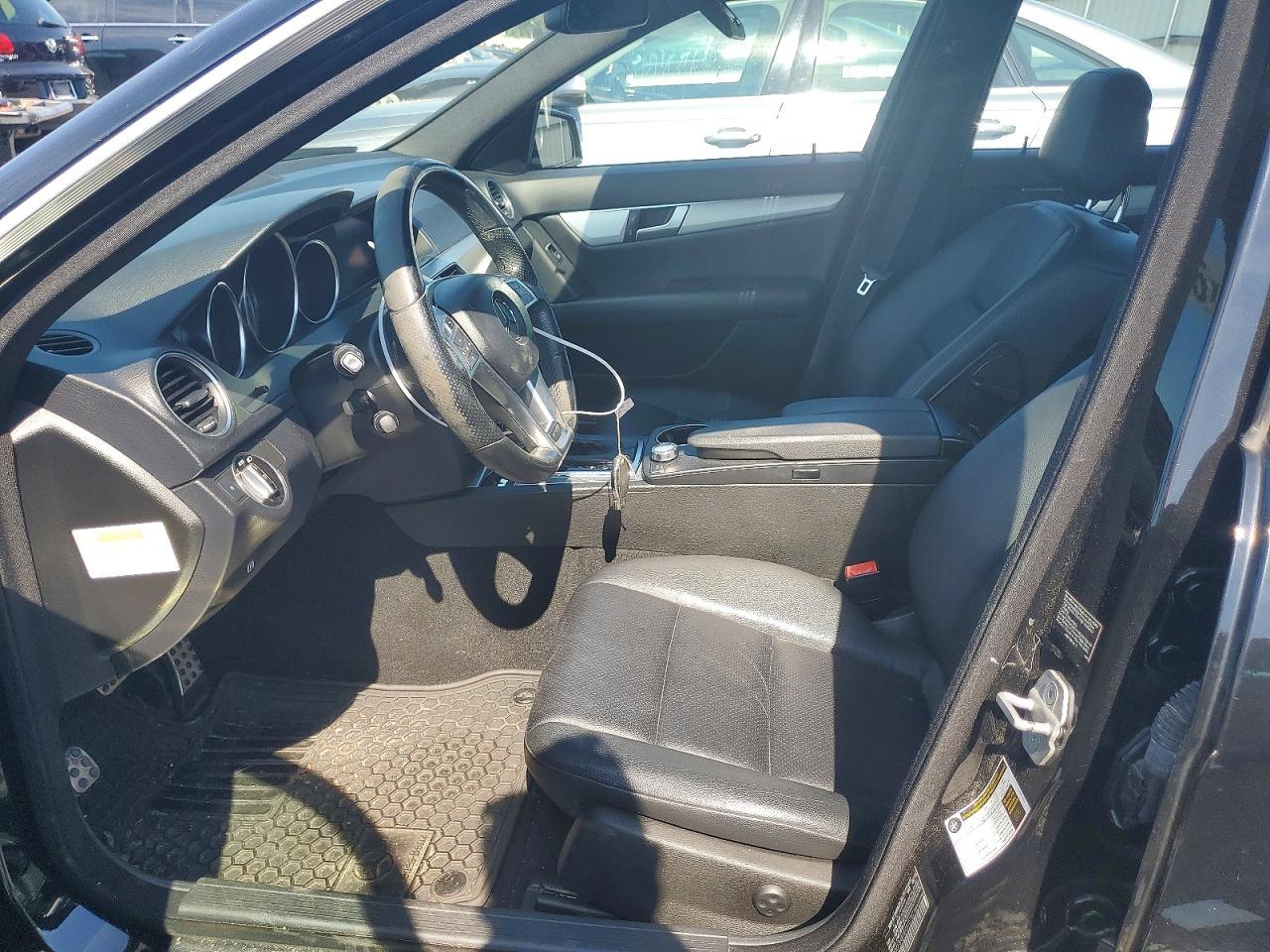 2014 Mercedes-Benz C 300 4Matic - zdjęcie 7